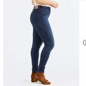 Levi’s 721 HighRise